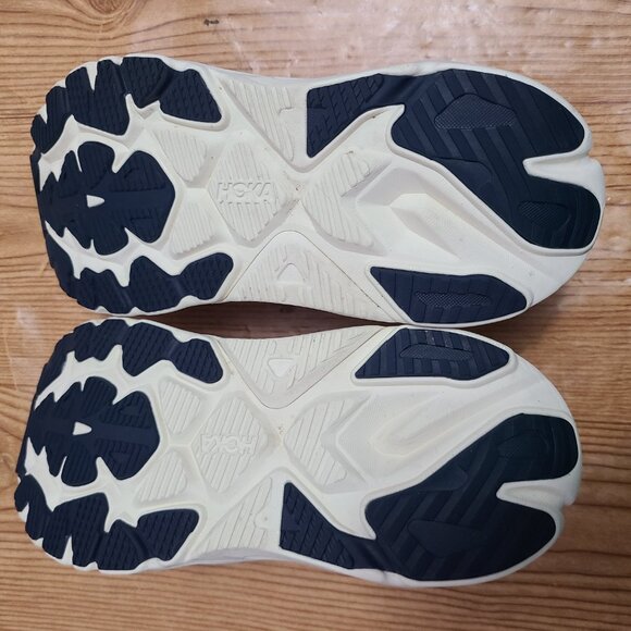 Hoka One One Arahi 8 (Size US Womens 7B) - Picture 8 of 8